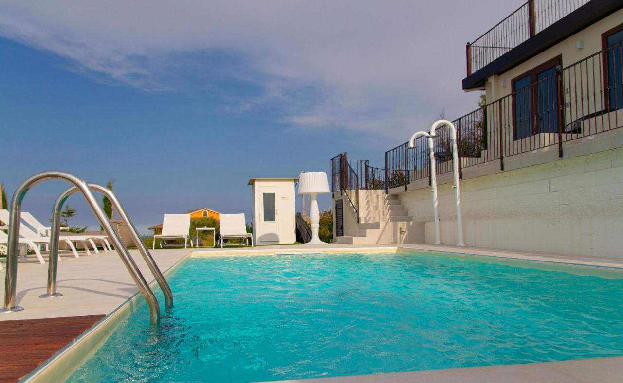 B&B & Spa Novantadieci Club (Adults Only) Atri Exterior photo